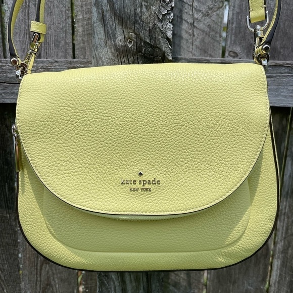 kate spade Handbags - Nwt Kate spade med zip /flap crossbody/ shoulder frosty lime leather purse